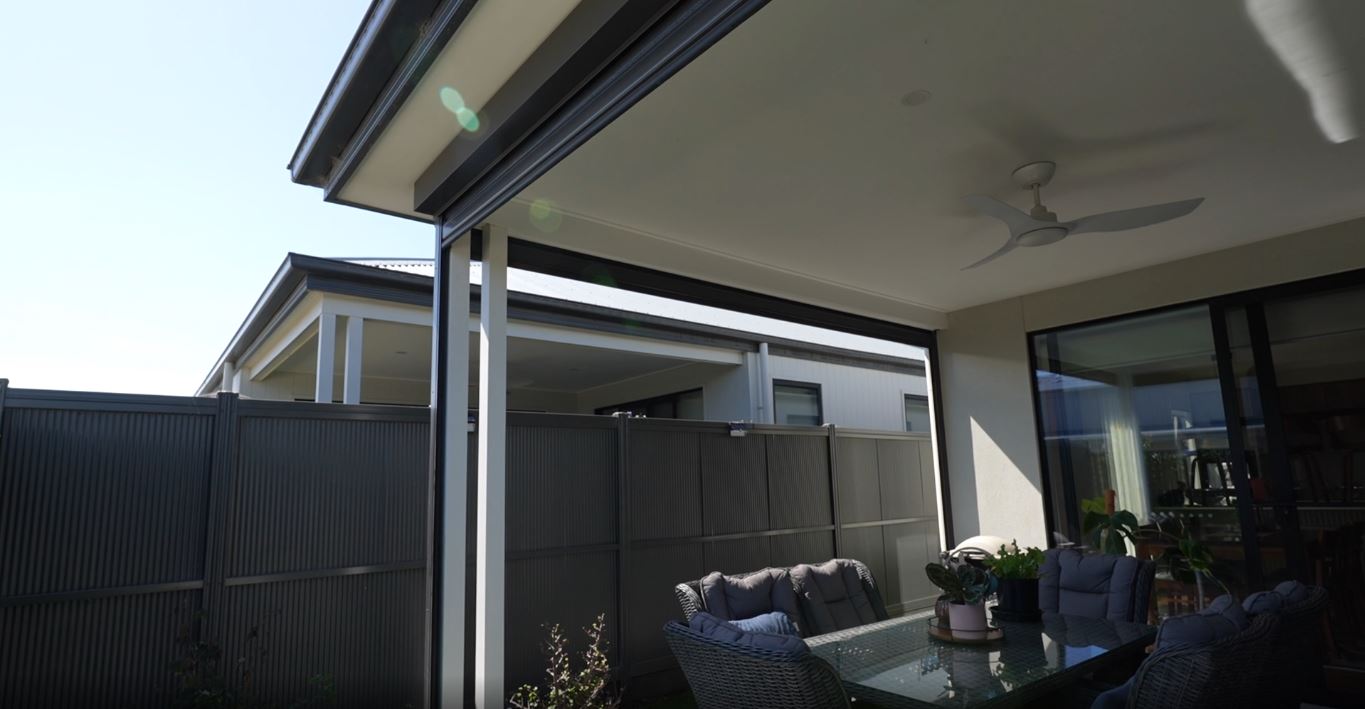 Poster Outdoor Blinds