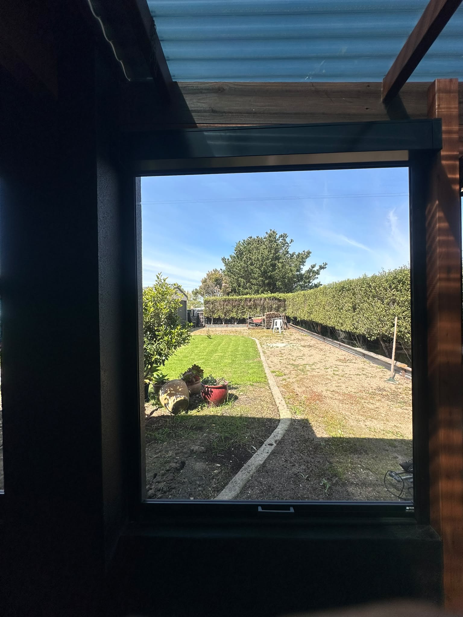 Custom outdoor blinds for modern homes