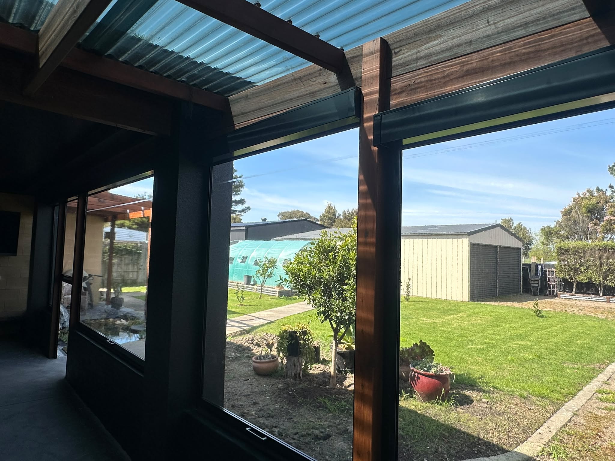 Outdoor blinds for balconies and verandas